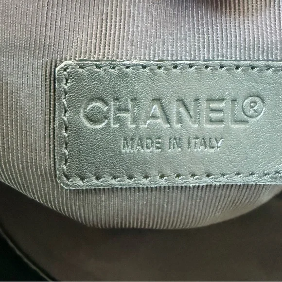 CHANEL Vintage CC Shoulder Bag Large Black Leather with ID Card & COA VGC - Picture 14 of 16